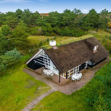 Florencia By Interhome Nyaraló